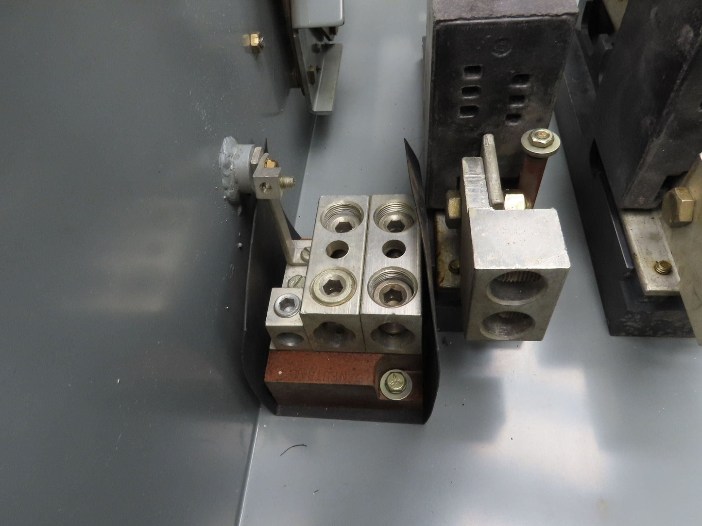 Westinghouse HF-466N Safety Disconnect Switch 600A 600V Fused 3 Pole 4 W 500hp