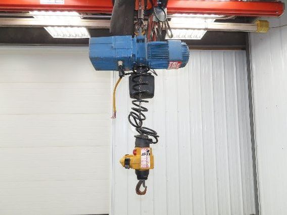 Demag DKM 1/4 Ton 500 LB Electric Chain Hoist 10' Lift 8/32 FPM 2 Speed 460V