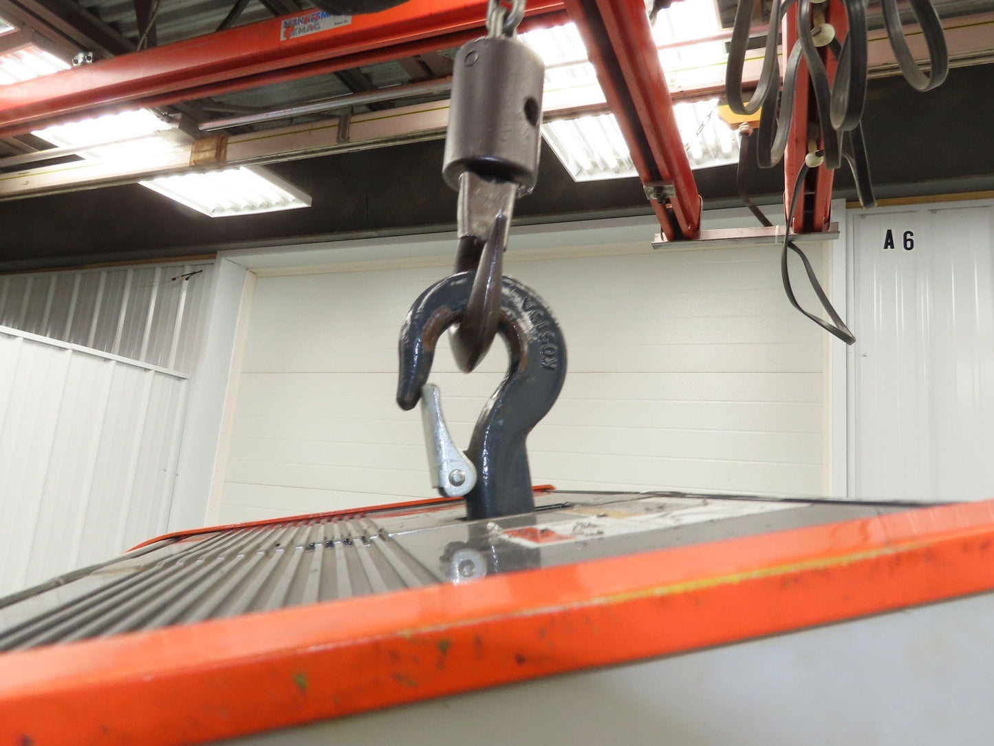 Kone Cranes 1/4 Ton Electric Chain Hoist 16' Lift 16/5 FPM 2 Speed 460 Volt 3PH