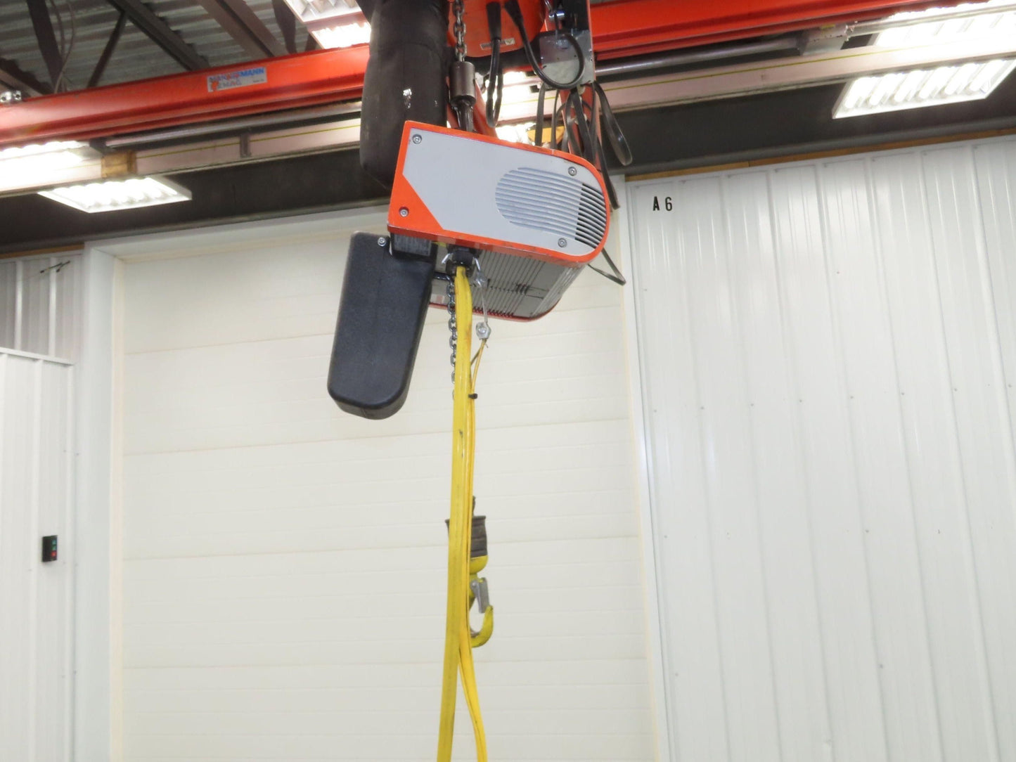 Kone Cranes 1/4 Ton Electric Chain Hoist 16' Lift 16/5 FPM 2 Speed 460 Volt 3PH