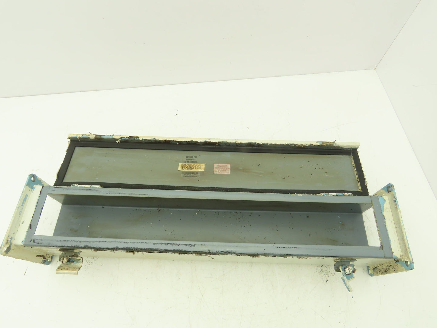 Wiegmann JW42 4"x4" Wireway Straight 24" Section Feed-Through NEMA 12 Hoffman