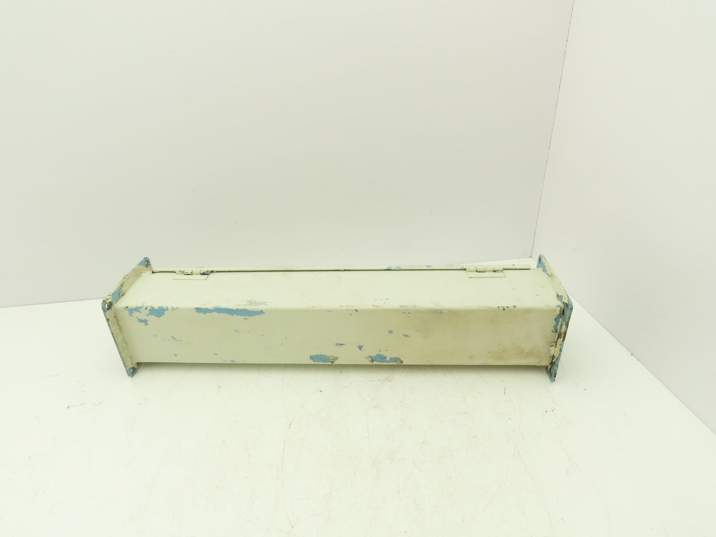 Wiegmann JW42 4"x4" Wireway Straight 24" Section Feed-Through NEMA 12 Hoffman