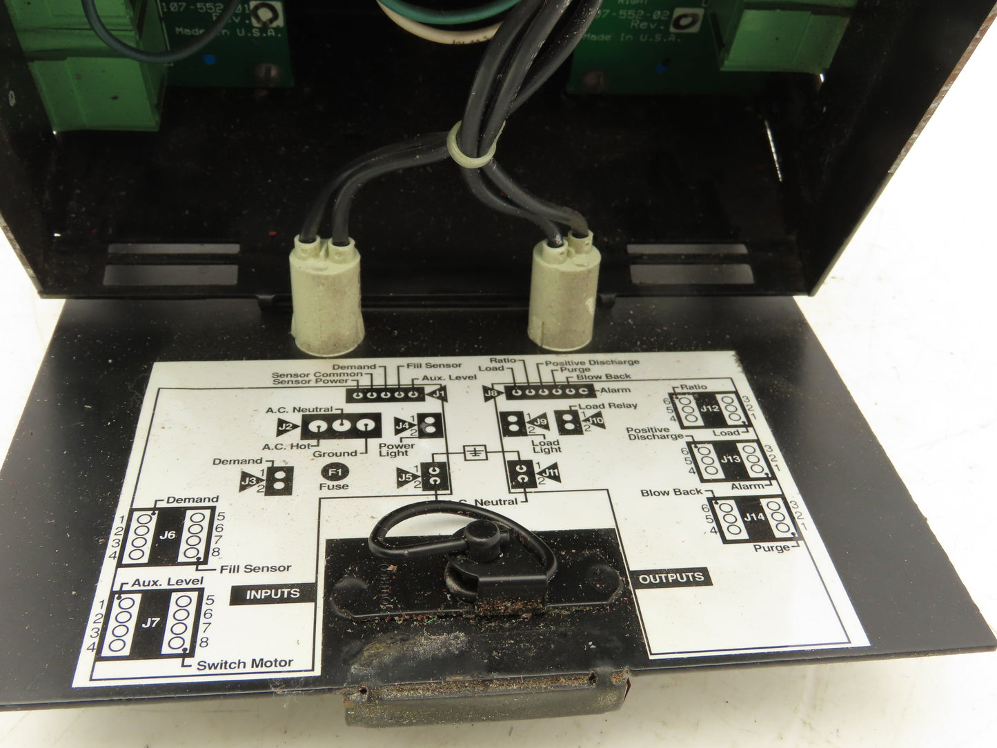 Conair UTB Universal Terminal Box Injection Molding Flow Control