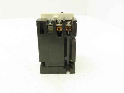 General Electric CR120A02011AA GE Industrial Relay 300V 10A 120VAC 40HZ Coil