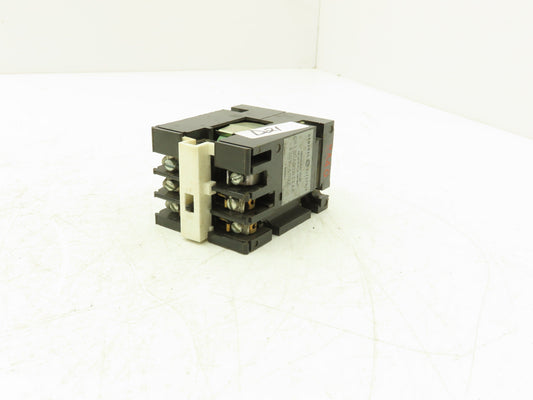 General Electric CR120A02011AA GE Industrial Relay 300V 10A 120VAC 40HZ Coil