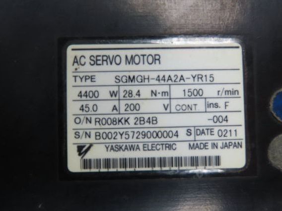 Yaskawa SGMGH-44A2A-YR15 AC Servo Motor 200V 1500rpm - Encoder UTSAE-B17BBF