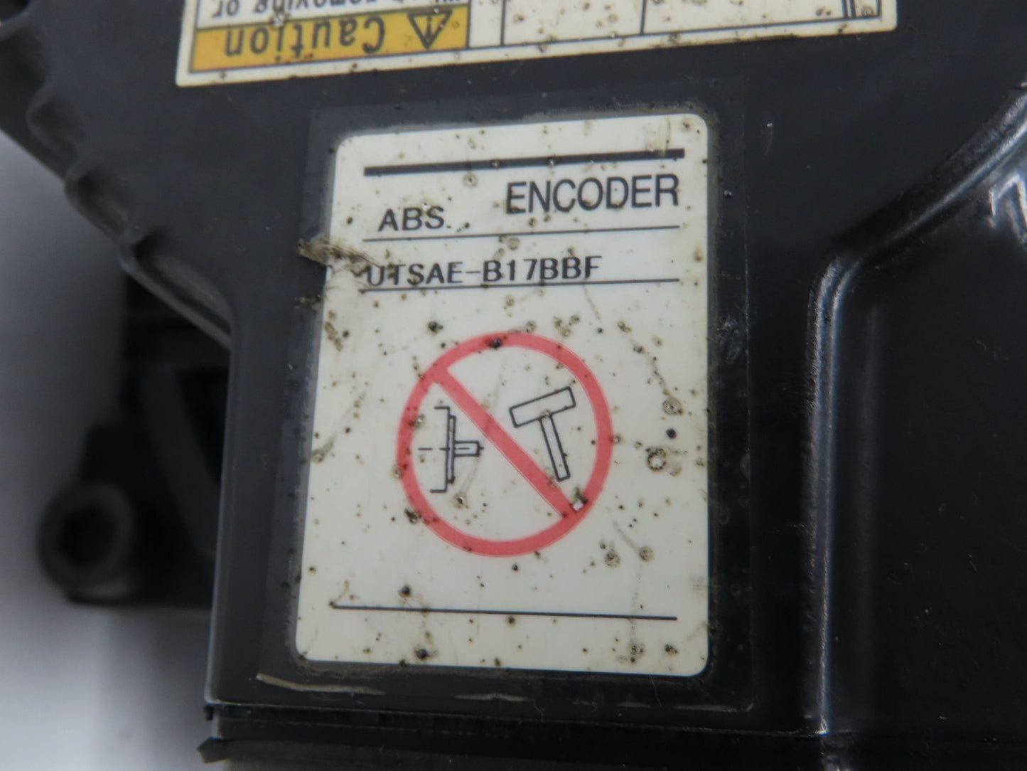 Yaskawa SGMGH-44A2A-YR15 AC Servo Motor 200V 1500rpm - Encoder UTSAE-B17BBF