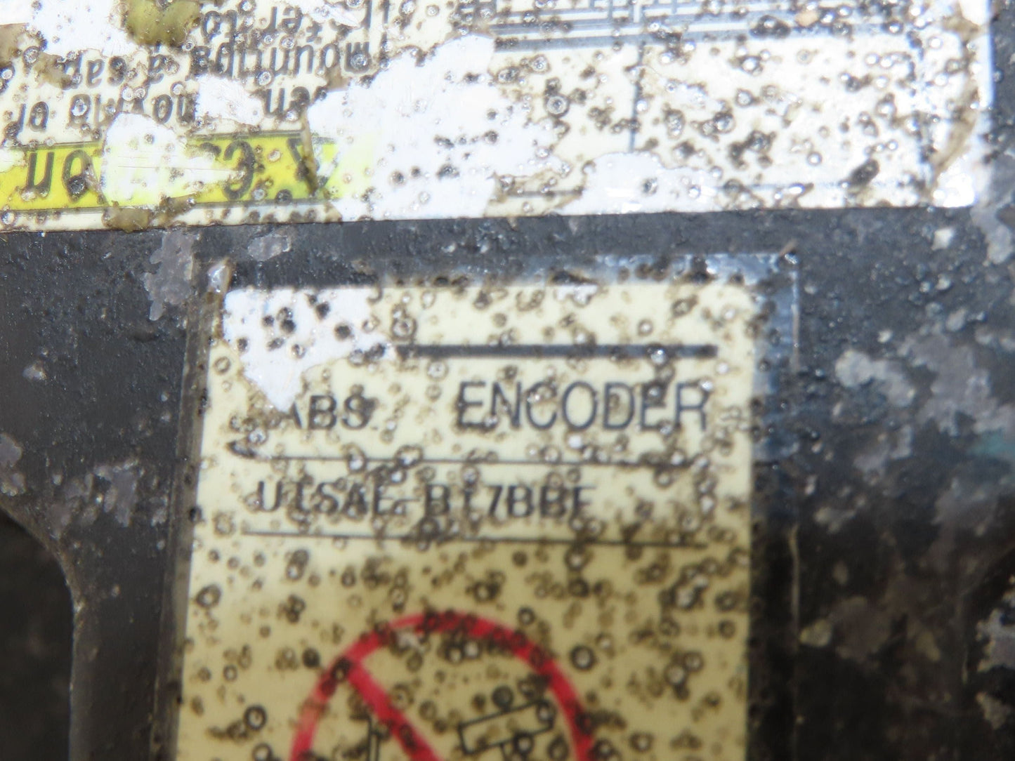 Yaskawa SGMDH-45A2B-YR15 AC Servo Motor 200V 1500rpm - Encoder UTSAE-B17BBF