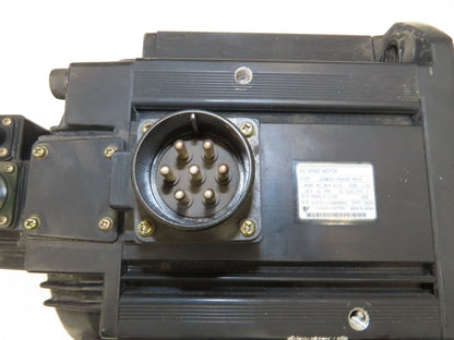 Yaskawa SGMDH-45A2B-YR15 AC Servo Motor 200V 1500rpm - Encoder UTSAE-B17BBF