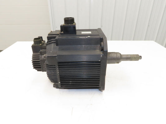 Yaskawa SGMDH-45A2B-YR15 AC Servo Motor 200V 1500rpm - Encoder UTSAE-B17BBF