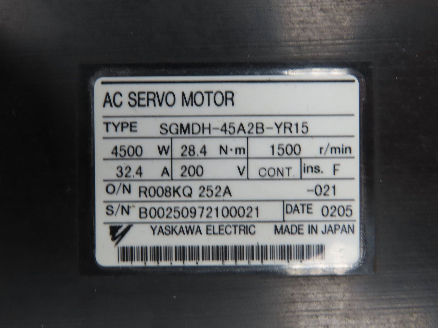 Yaskawa SGMDH-45A2B-YR15 AC Servo Motor 200V 1500rpm - Encoder UTSAE-B17BBF