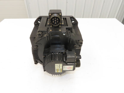 Yaskawa SGMDH-32A2A-YR13 AC Servo Motor 200V 2000rpm - Encoder UTSAE-B17BBF
