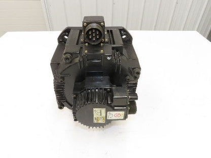Yaskawa SGMDH-32A2A-YR13 AC Servo Motor 200V 2000rpm - Encoder UTSAE-B17BBF