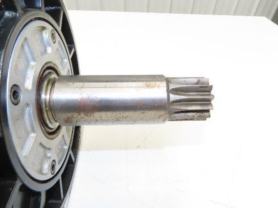 Yaskawa SGMDH-32A2A-YR13 AC Servo Motor 200V 2000rpm - Encoder UTSAE-B17BBF