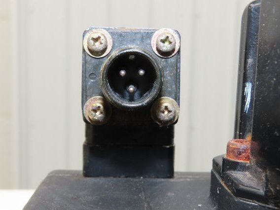 Okuma BL-MC150J-20SNA AC Servo Motor 133V 2000rpm - Encoder ER-JG-7200D