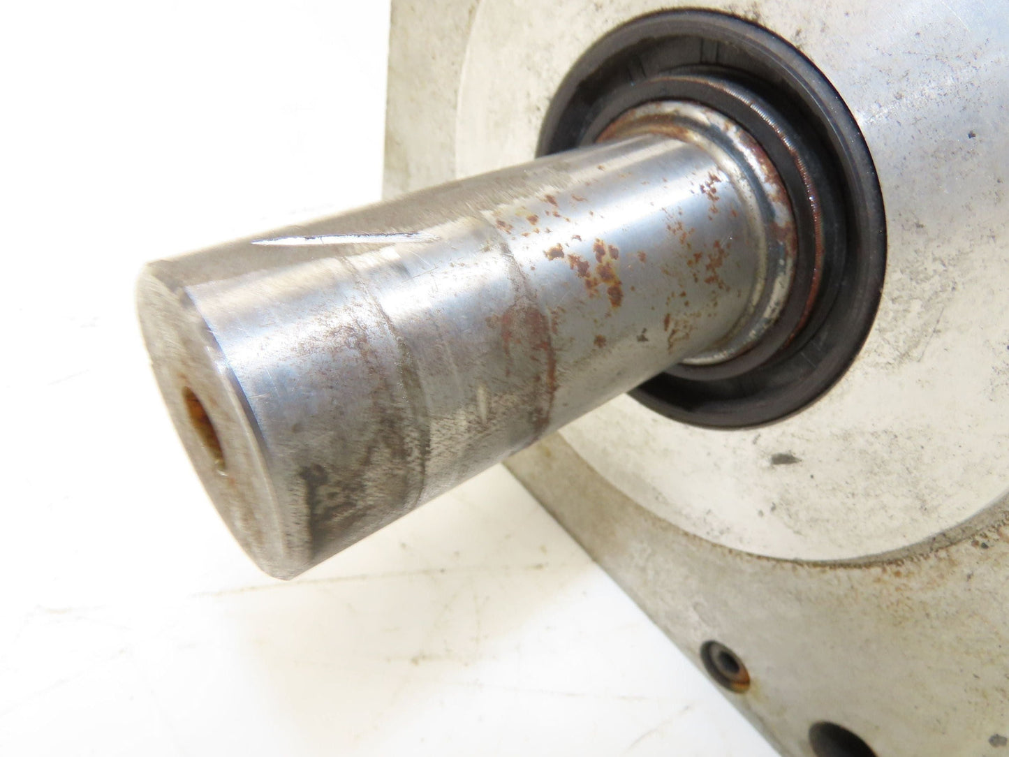 Okuma BL-MC150J-20SNA AC Servo Motor 133V 2000rpm - Encoder ER-JG-7200D