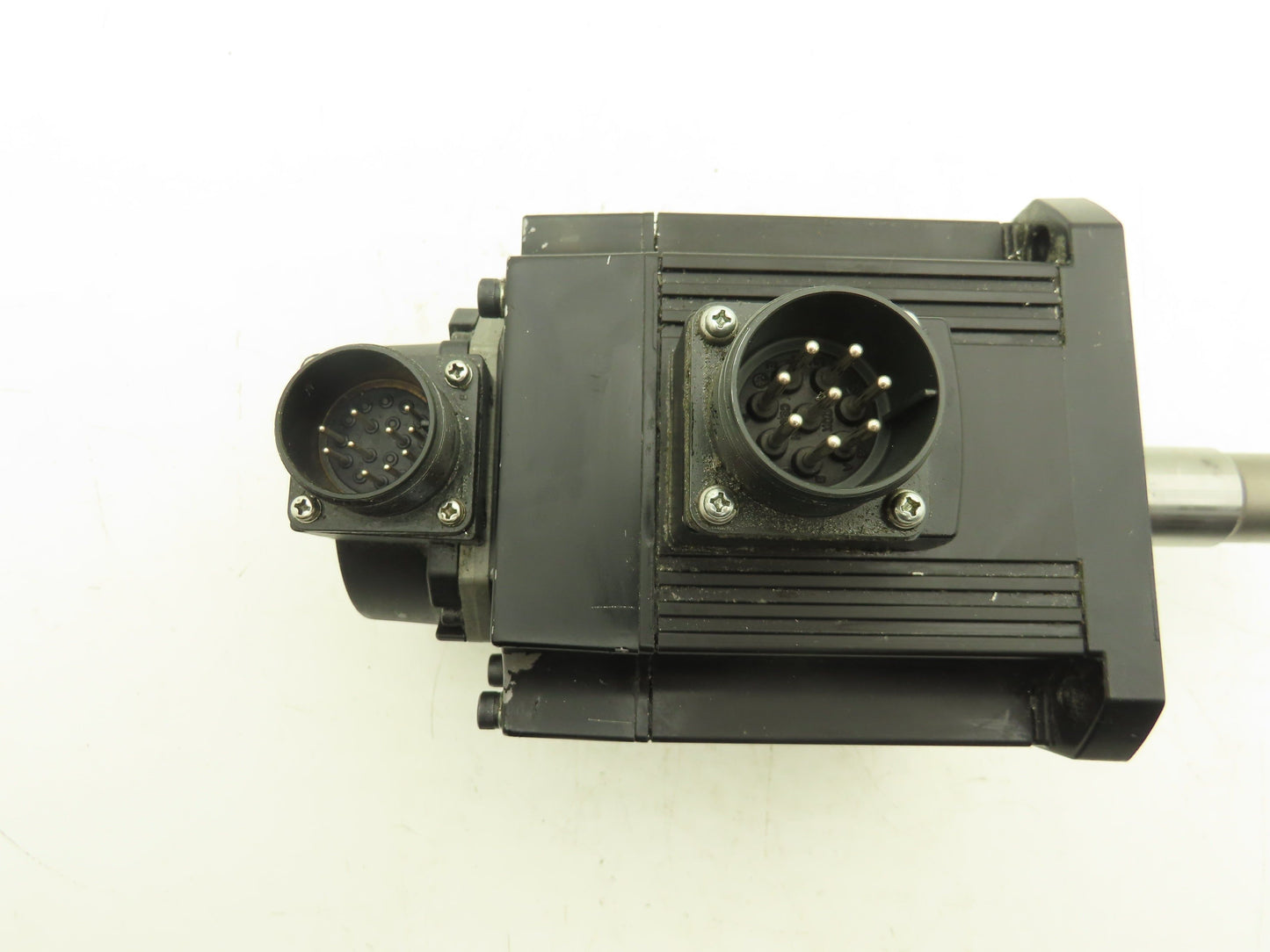 Mitsubishi HC-SF102BK-S4 AC Servo Motor 1kW 123V 3PH 2000rpm  -Encoder 0SA17-020