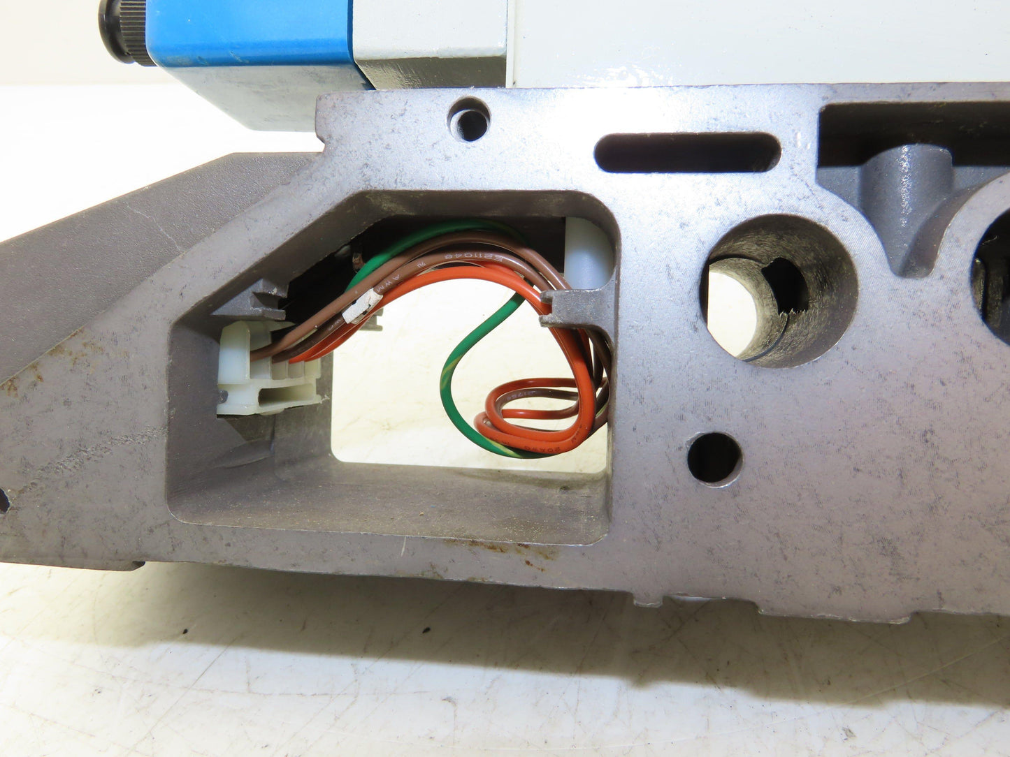 Numatics I24BB515MP00061 Solenoid Valve 5/2 150psig 24vDC 4W 1/2" NPT