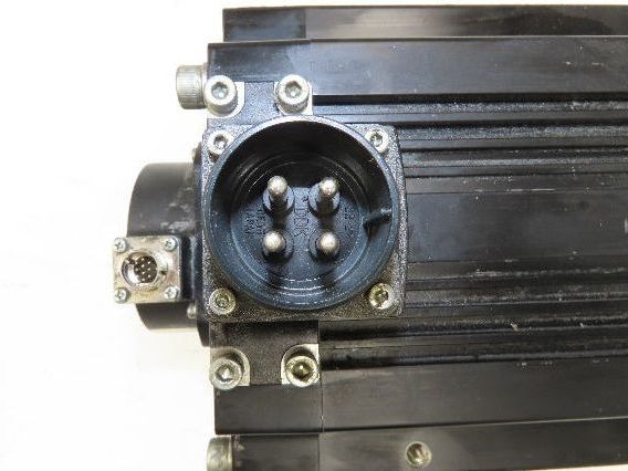 Mitsubishi HF-H453S AC Servo Motor 4.5kW 392V 3PH 3000rpm -Encoder OSA166S5NA