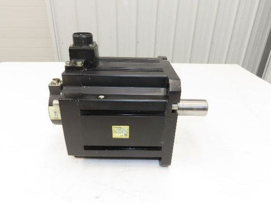 Mitsubishi HF-H453S AC Servo Motor 4.5kW 392V 3PH 3000rpm -Encoder OSA166S5NA