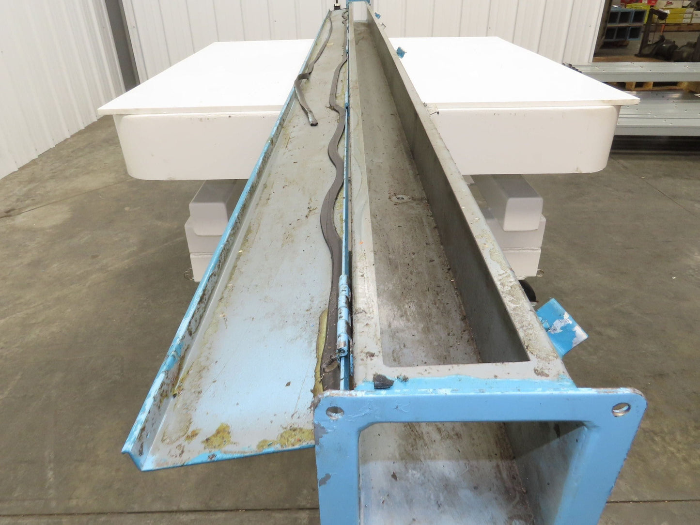 Wiegmann JW410 4"x4" Wireway Straight 120" Section Feed-Through NEMA 12 Hoffman