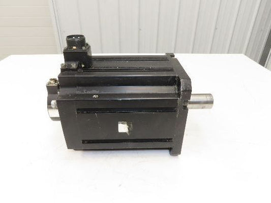 Mitsubishi HF-H703S AC Servo Motor 7kW 399V 3PH 3000rpm -Encoder OSA166S5NA