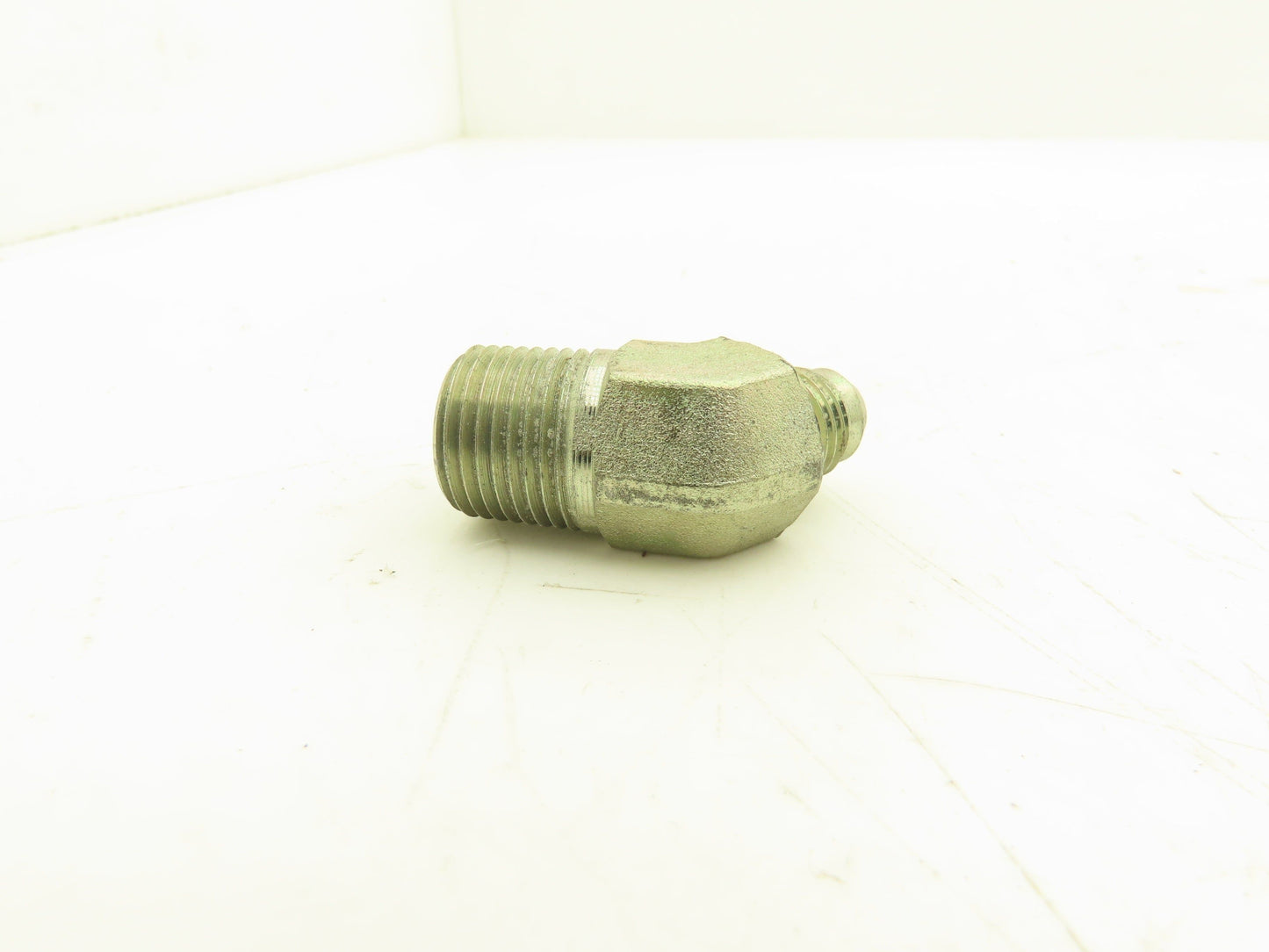 Parker 6-8 VTX-S 45° Elbow Connector 1/2 NPT to 3/8 SAE 37° Flare Lot of 15