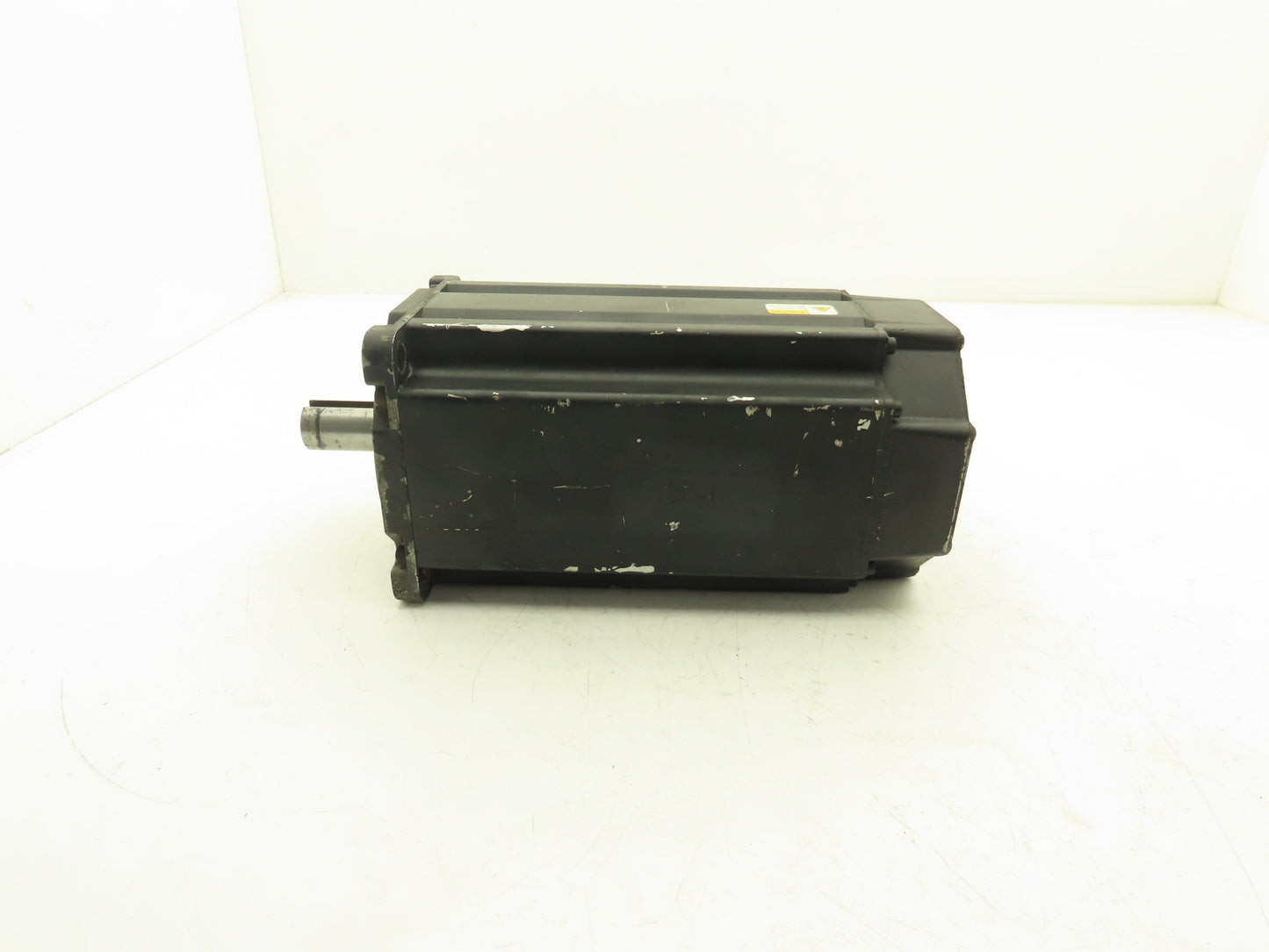 Allen Bradley MPL-B540D-MJ74AA AC Servo Motor 4.67Hp 2000 RPM 460V 3PH