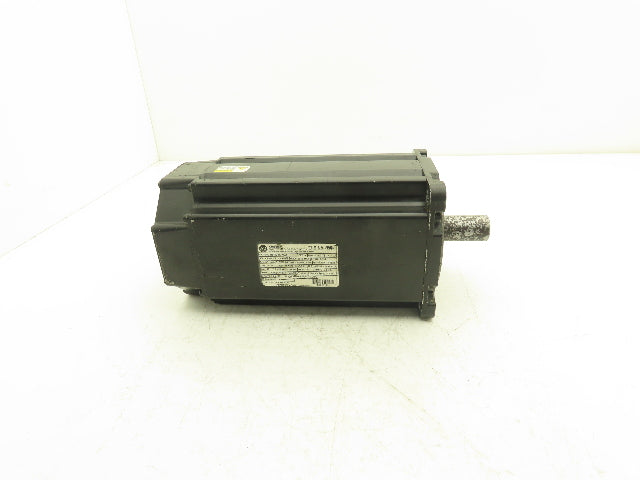 Allen Bradley MPL-B540D-MJ74AA Kinetix AC Servo Motor 4.67Hp 2000 RPM 460V 3PH