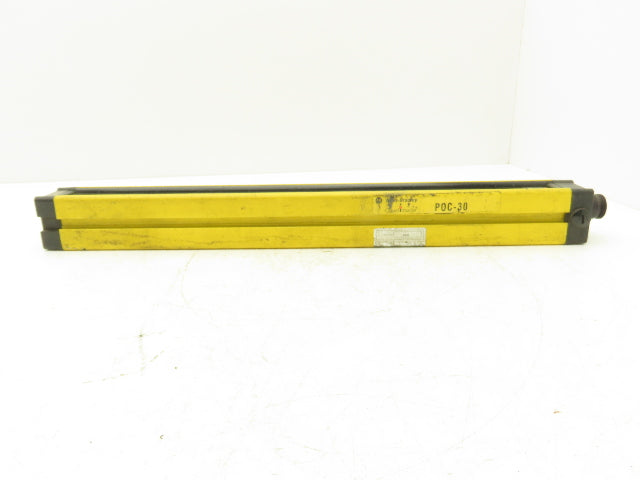 Allen Bradley 440L-T4D0450-N Light Curtain Transmitter Guardmaster POC-30