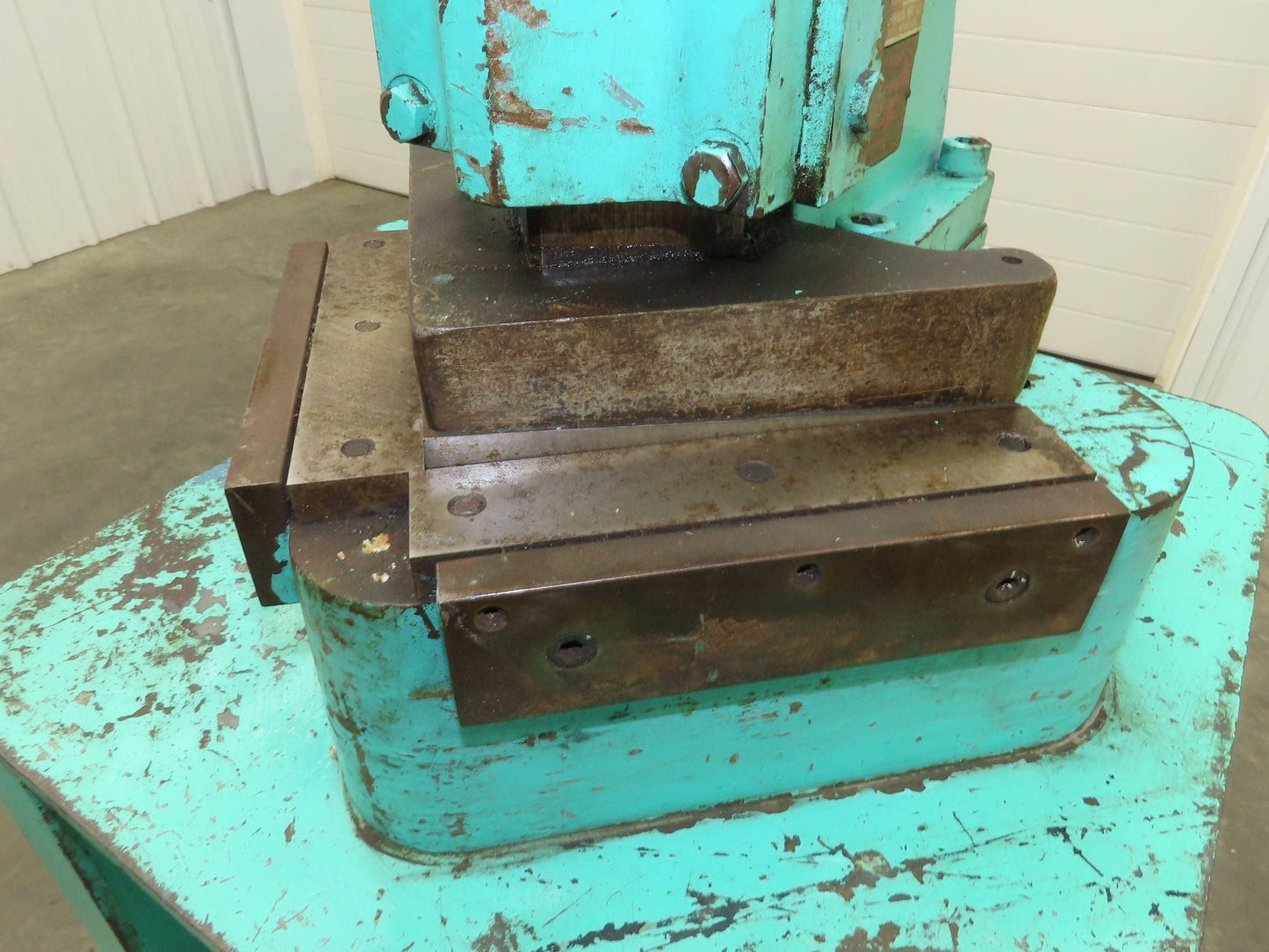 Di-Acro Manual Sheet Metal Corner Notcher 16 Gauge 6x6" Stand Fab Shop Tool