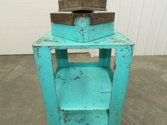 Di-Acro Manual Sheet Metal Corner Notcher 16 Gauge 6x6" Stand Fab Shop Tool