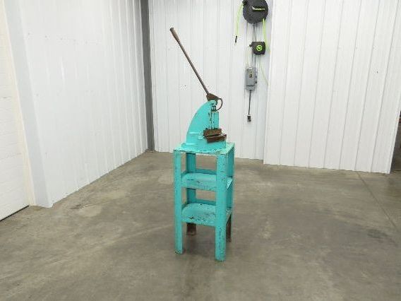 Di-Acro Manual Sheet Metal Corner Notcher 16 Gauge 6x6" Stand Fab Shop Tool