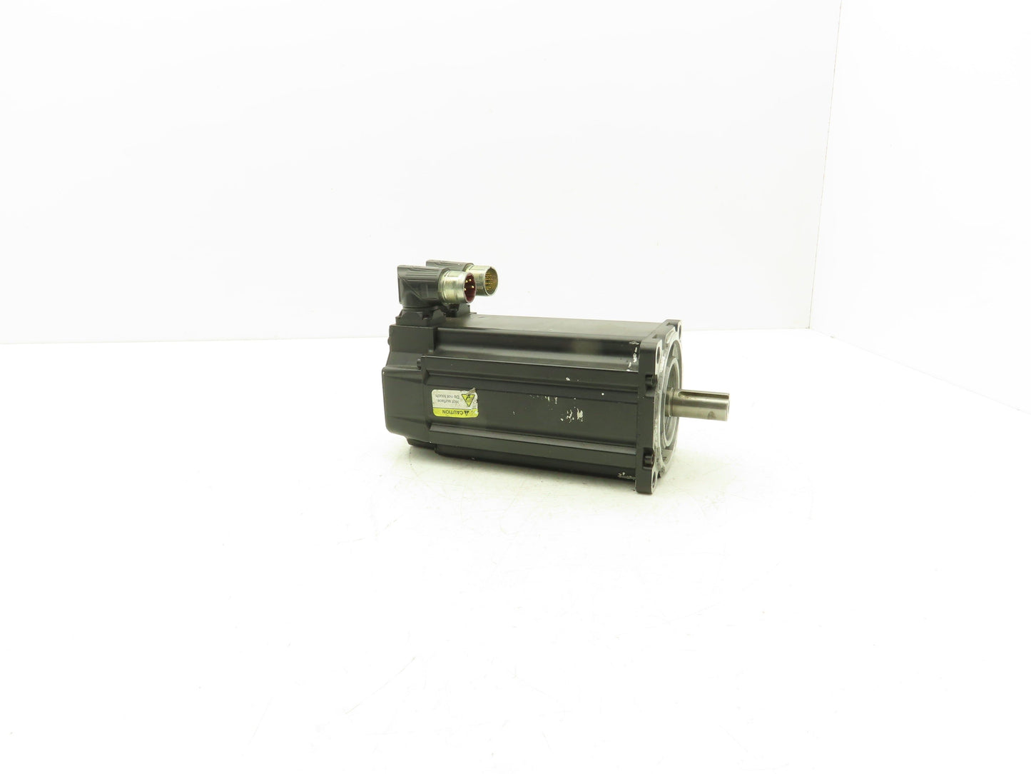 Allen Bradley MPM-B1153F-MJ72AA Kinetix AC Servo Motor 1.94Hp 5500 RPM 480V 3PH