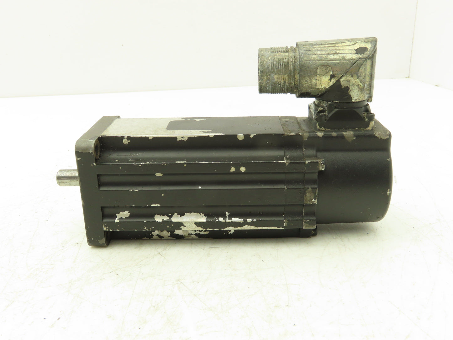 Allen Bradley VPL-B0632F-CK12AA Kinetix AC Servo Motor 0.5Hp 4600 RPM 480V 3PH