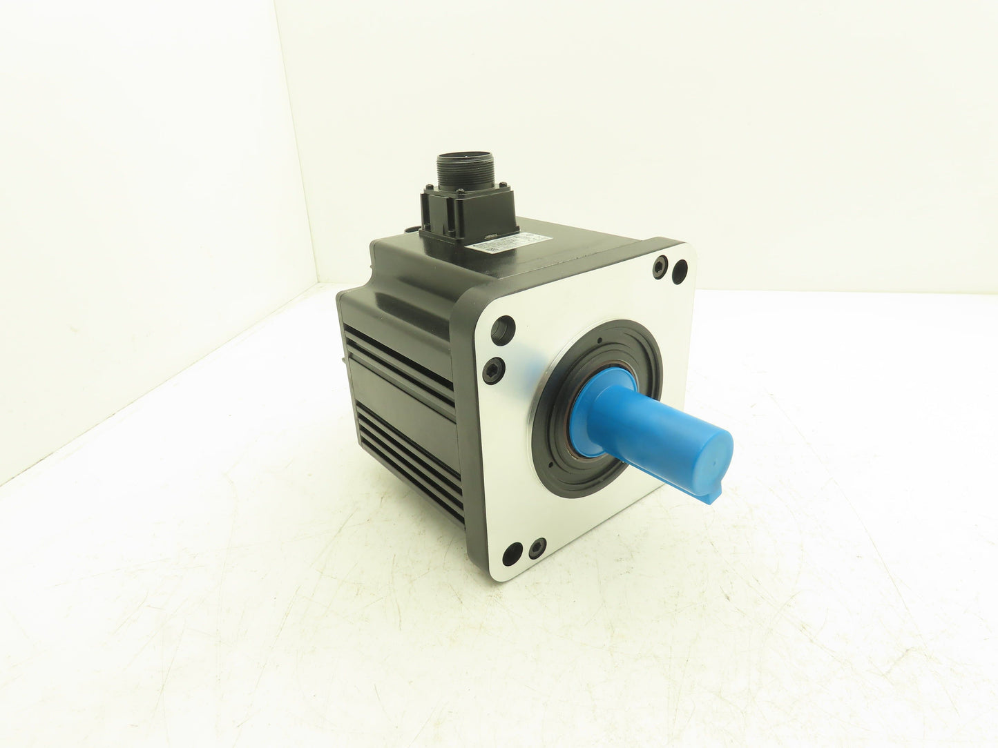 Delta ECMA-L11830RS AC Servo Motor 3kw 1500 RPM 220V 3PH