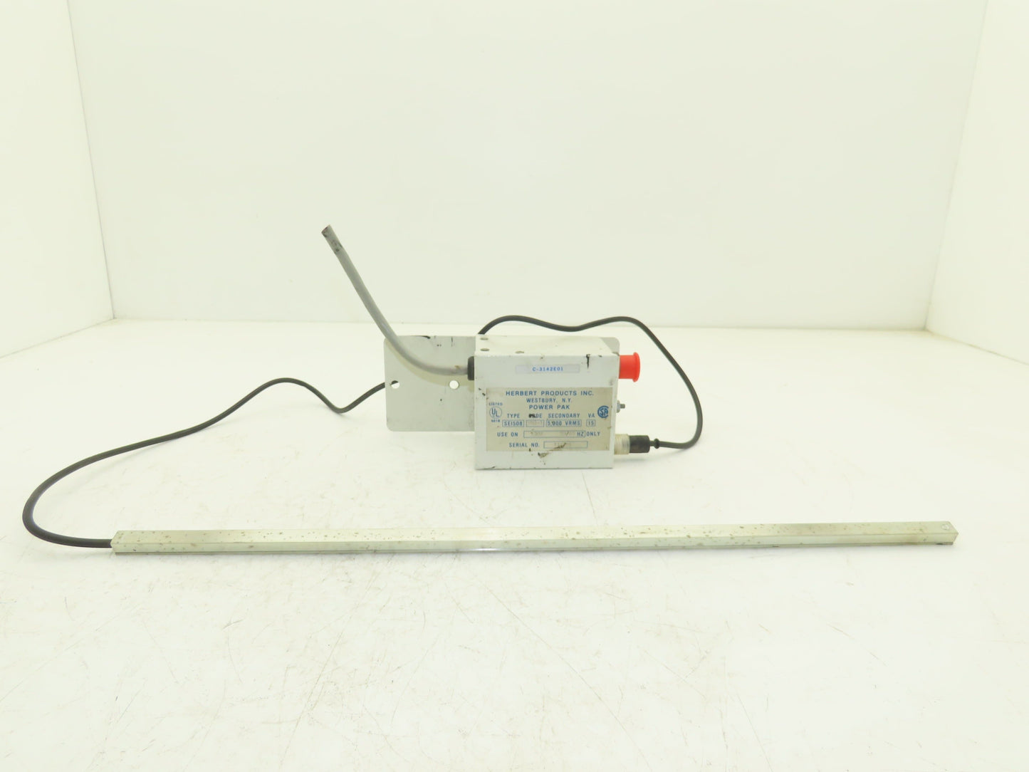 Chapman SM SEI508 Anti-Static Bar 18" With 5,000vRMS 15VA Power Supply