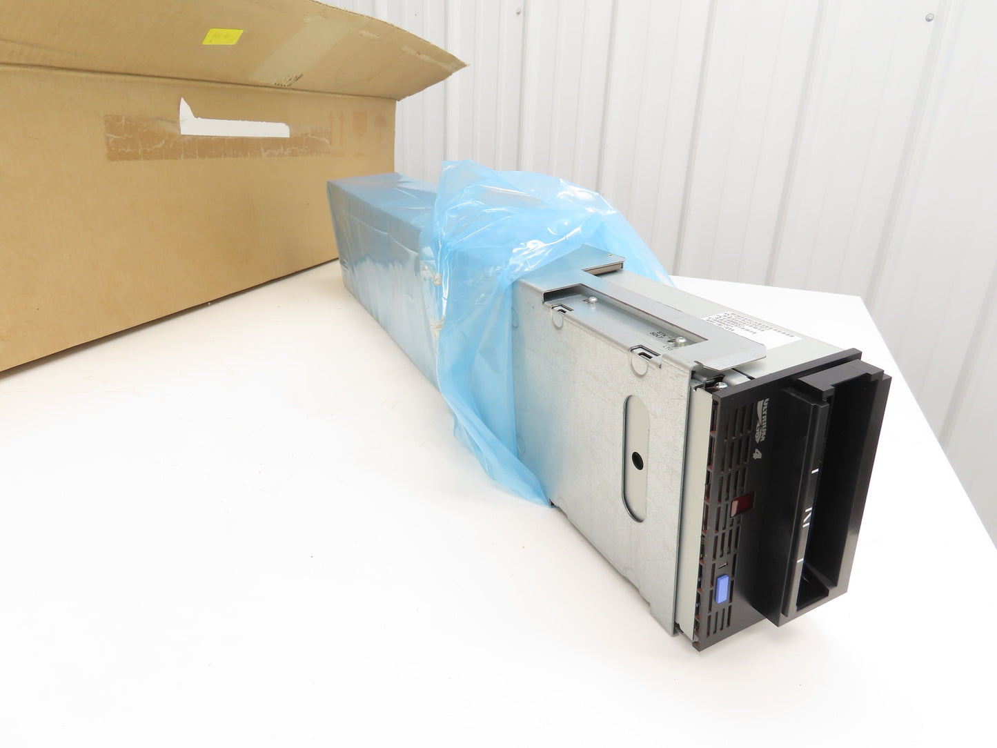 Sun StorageTek IBM LTO4-IB4FC-SL85Z Tape Drive Fibre Channel 4GB SL8500