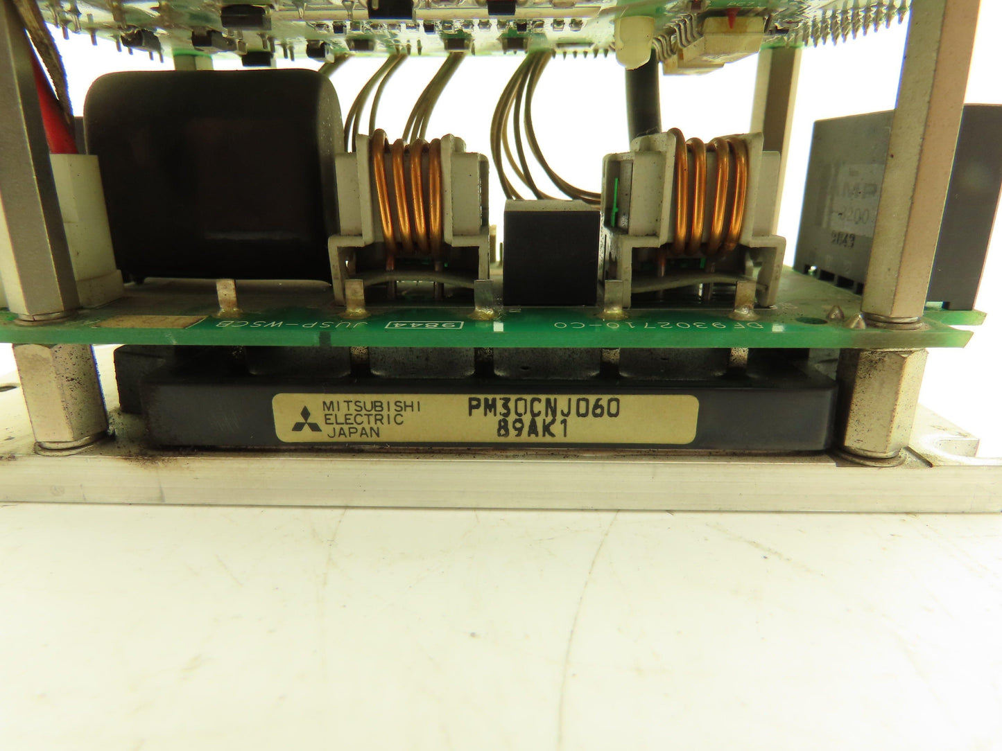 Yaskawa JUSP-WSCD10AA Y16 Module for CACR-UP6AAA Servo Drive