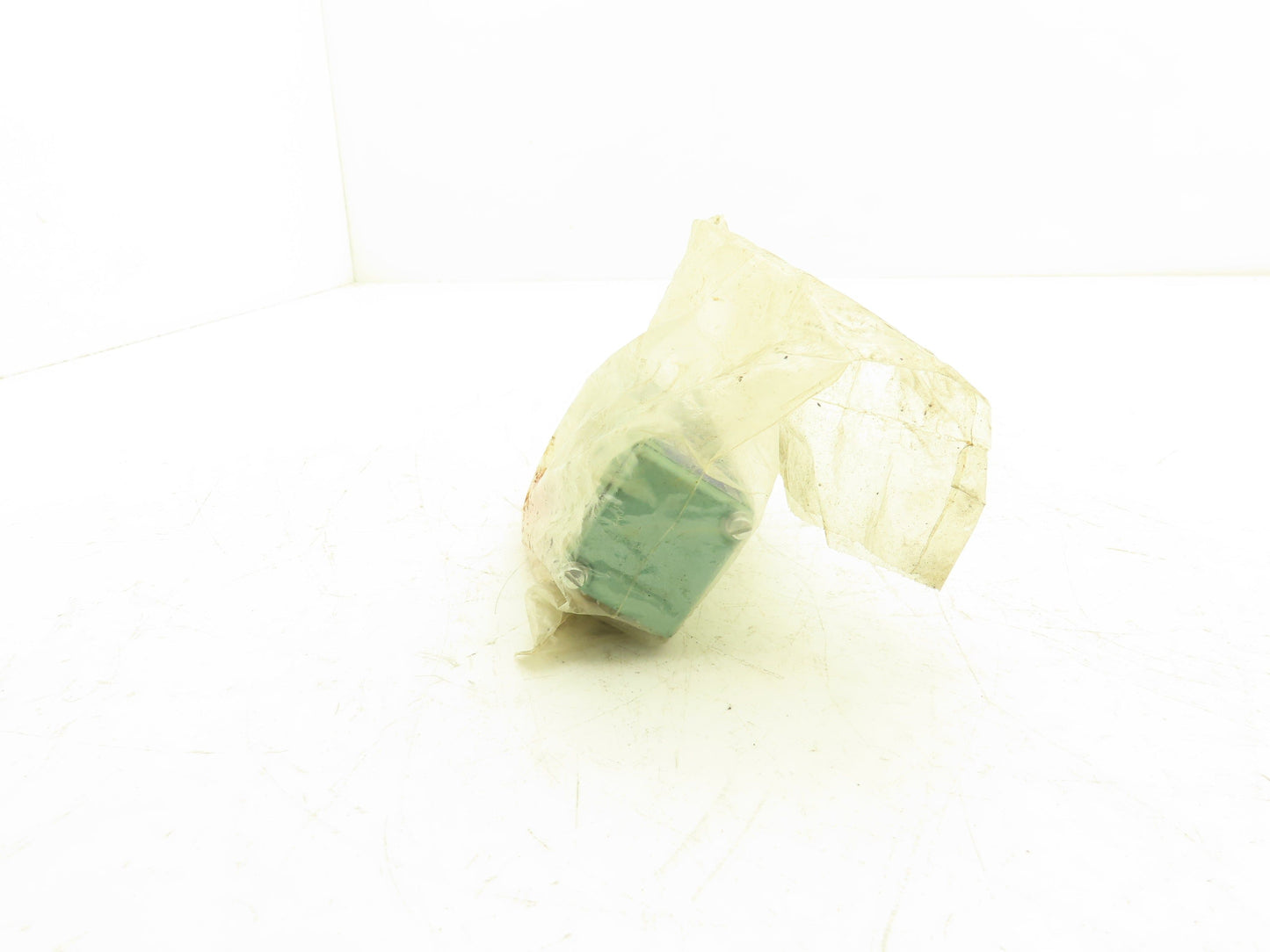 Numatics 071SA400K Pneumatic 5/2 Single Solenoid Valve 120V