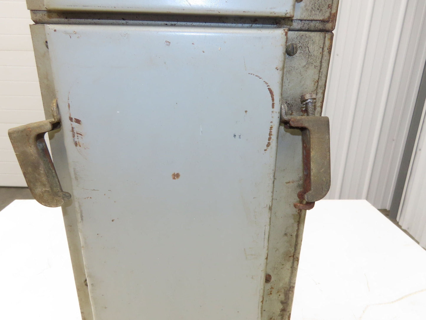 General Electric 75C142462G707 Busway FLEX-A-PLUG with 1KVA Transformer 480V 30A