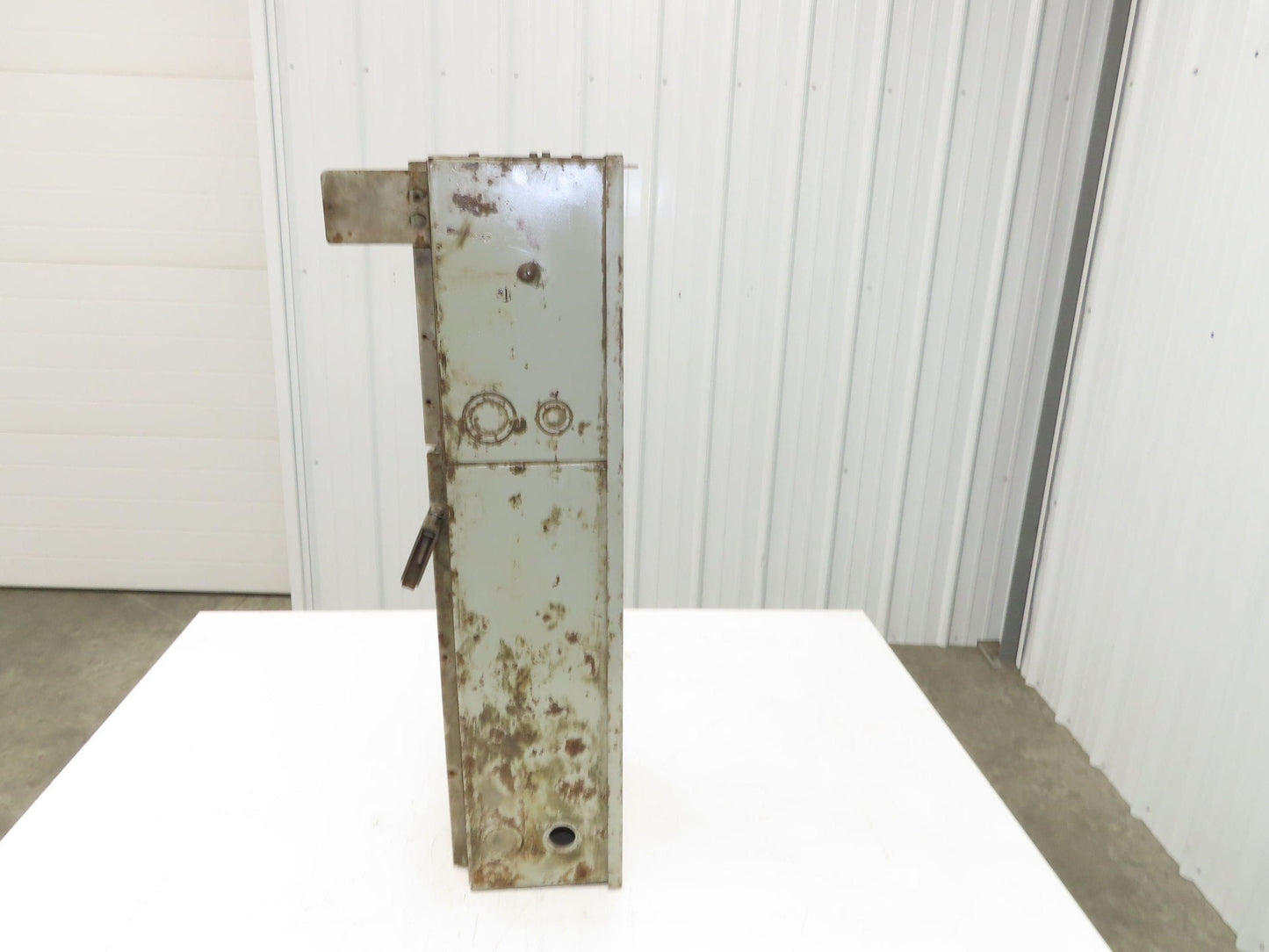 General Electric 75C142462G707 Busway FLEX-A-PLUG with 1KVA Transformer 480V 30A