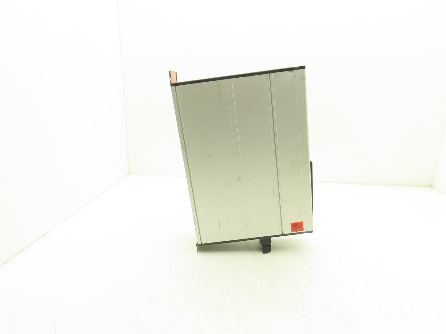 Danfoss VLT 5004 PT5B20STR3DLF00A00 Variable Speed Drive AC Drive 3Hp 480V 3PH