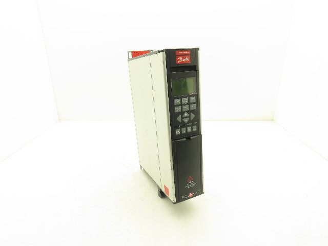 Danfoss VLT 5004 PT5B20STR3DLF00A00 Variable Speed Drive AC Drive 3Hp 480V 3PH