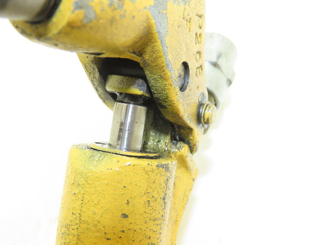 Enerpac P-14 Hydraulic Hand Pump 8650 PSI Single Stage