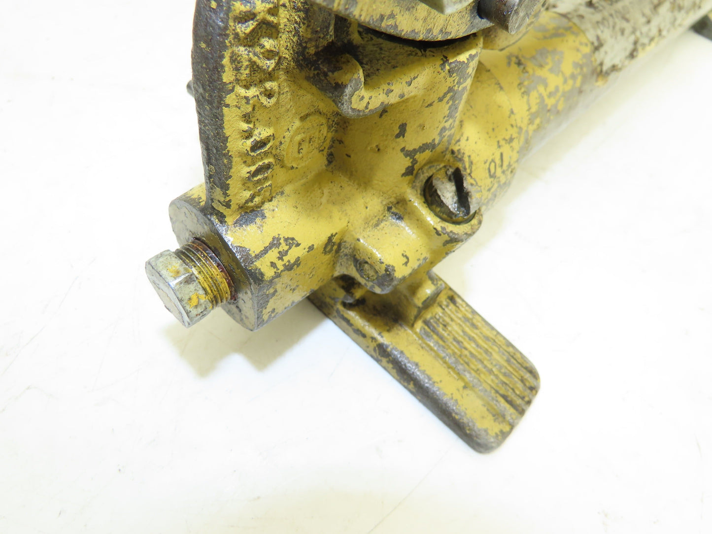 Enerpac P-39 Hydraulic Hand Pump 10,000 PSI Single Stage