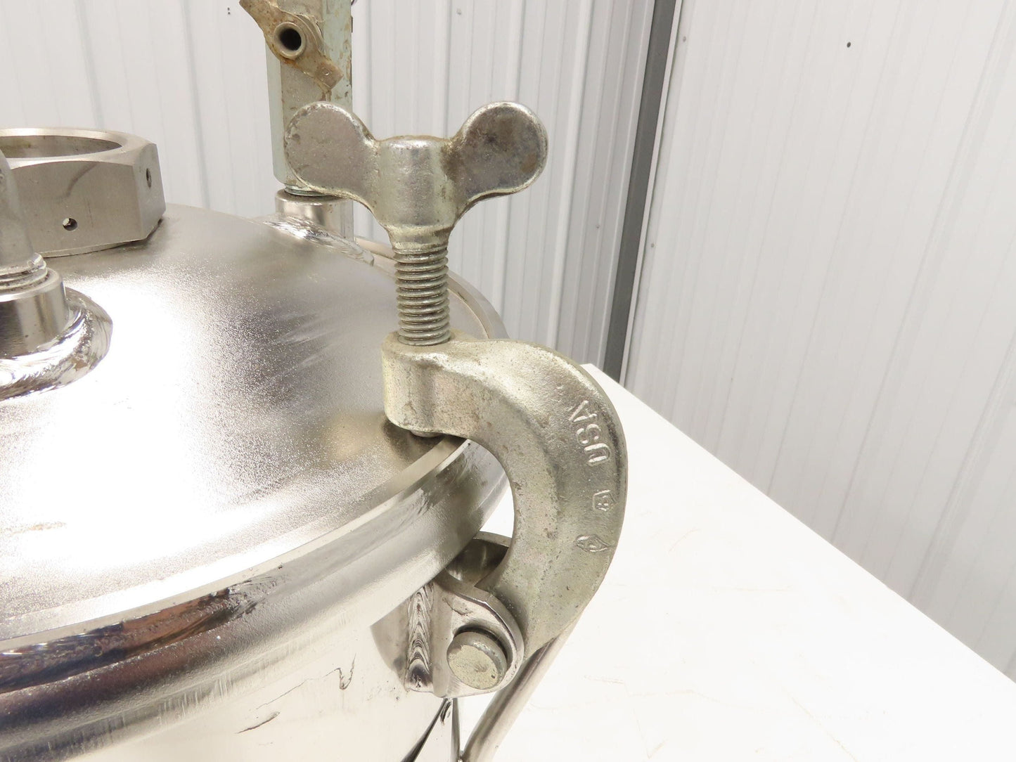 Devilbiss 0910-496 QMS Paint Sprayer Pressure Tank 2 Gallon Stainless