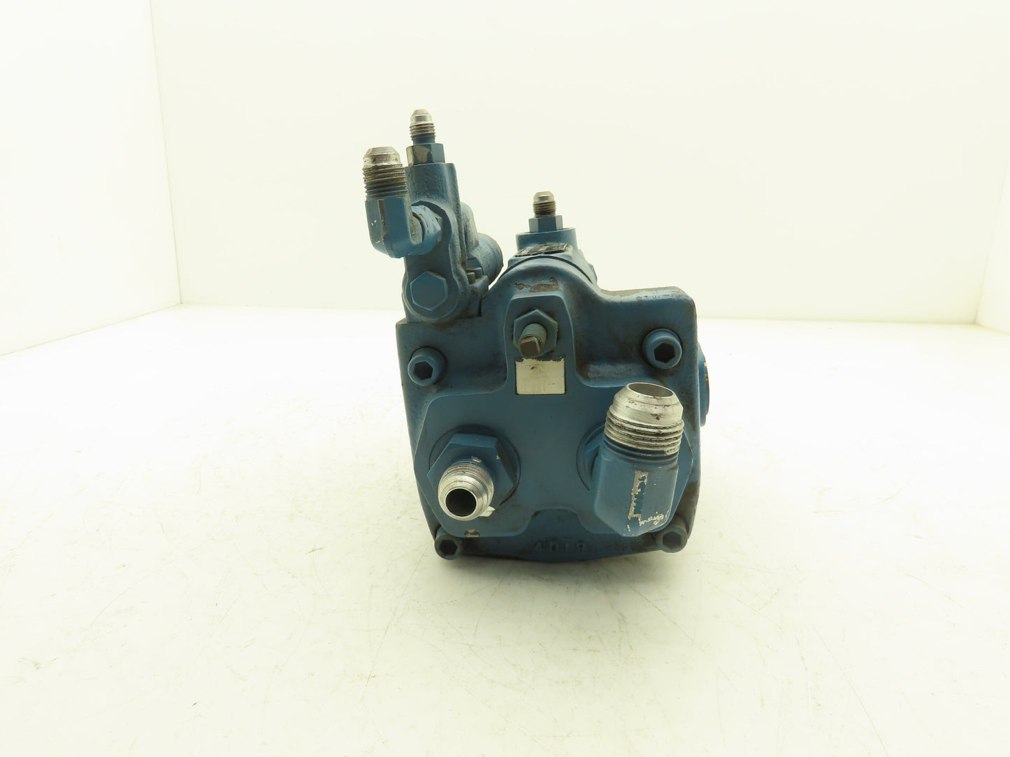 Parker PAVC1630L2A10 Hydraulic Variable Piston Pump 5-8 GPM 3000 PSI