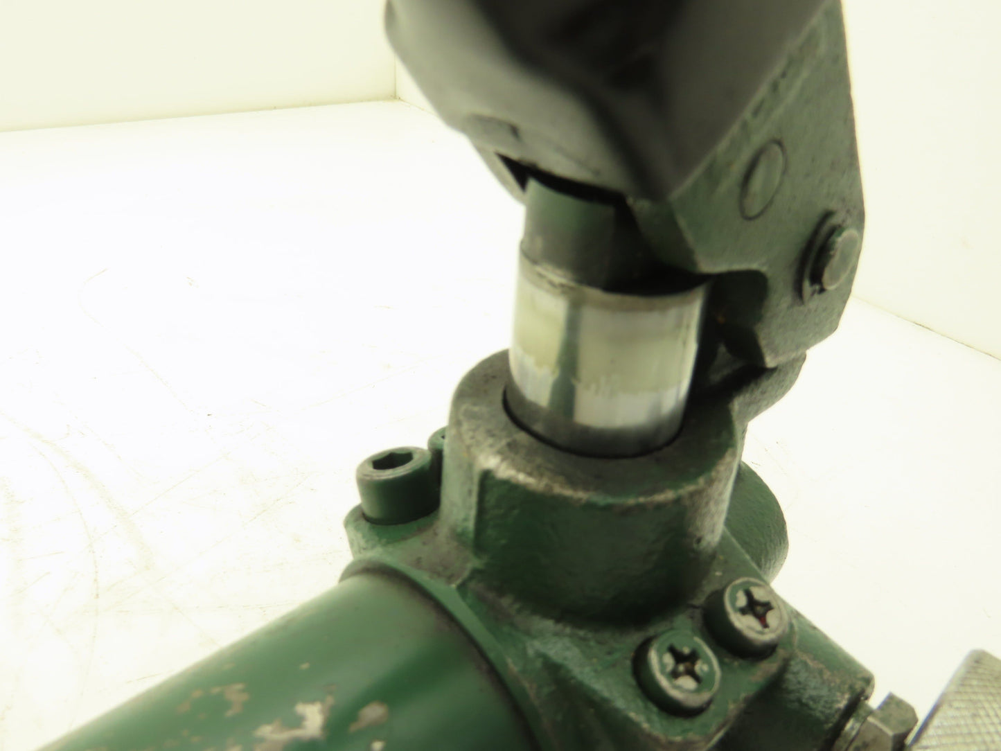 Simplex P42 Hydraulic Hand Pump Single Stage Two Speed 10,000 PSI