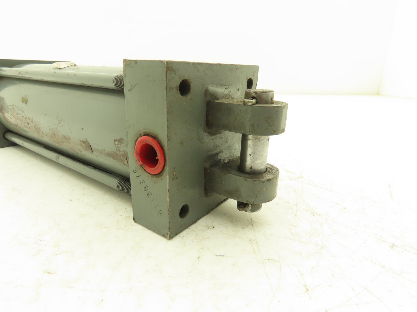 Miller 84B2N Pneumatic Air Cylinder 2.5" Bore 6" Stroke 500psi Clevis Mount